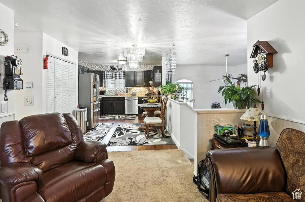 4687 W ROUNDTABLE RD West Valley City, UT 84120