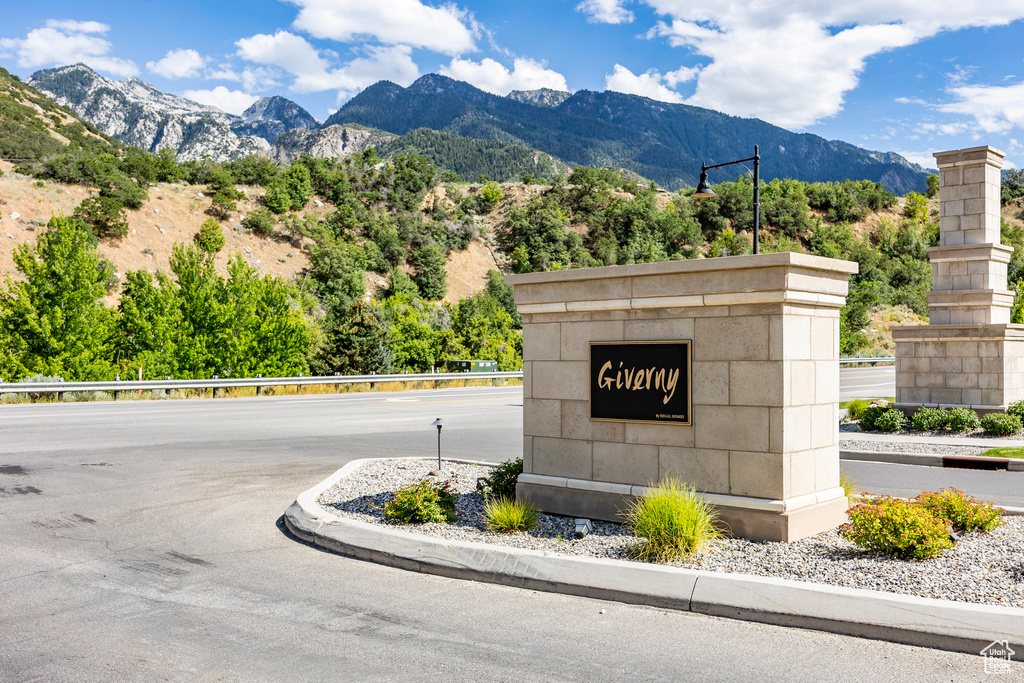 9293 S MONET LN Cottonwood Heights, UT 84093