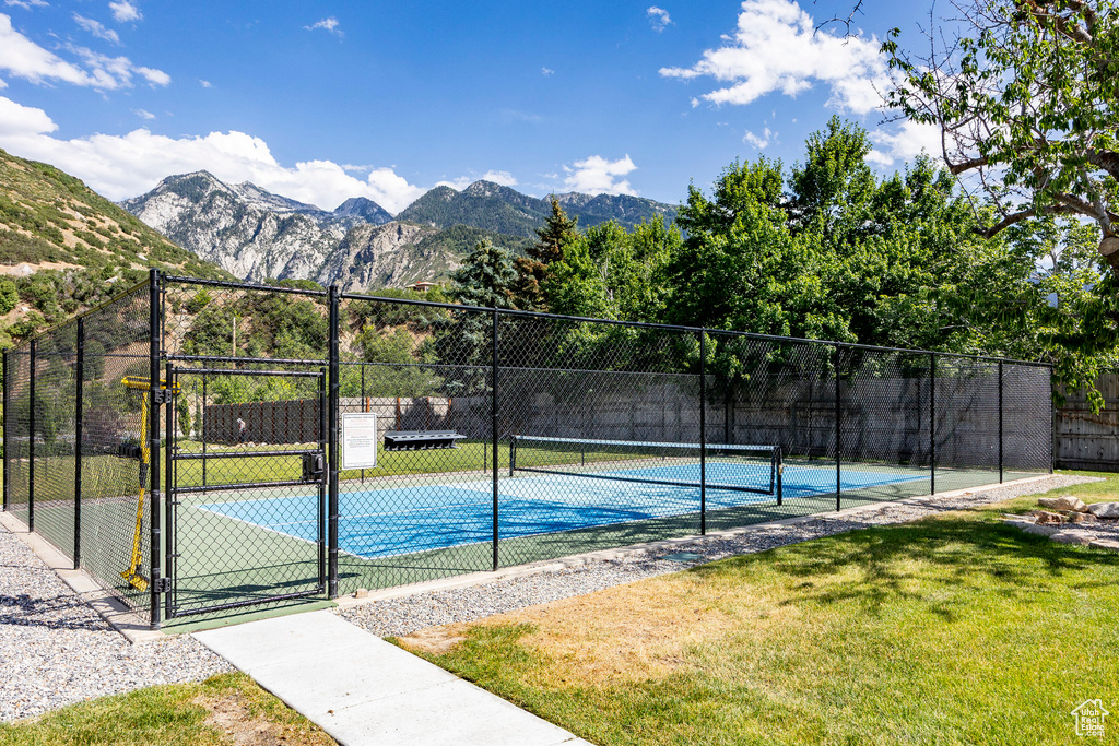 9293 S MONET LN Cottonwood Heights, UT 84093