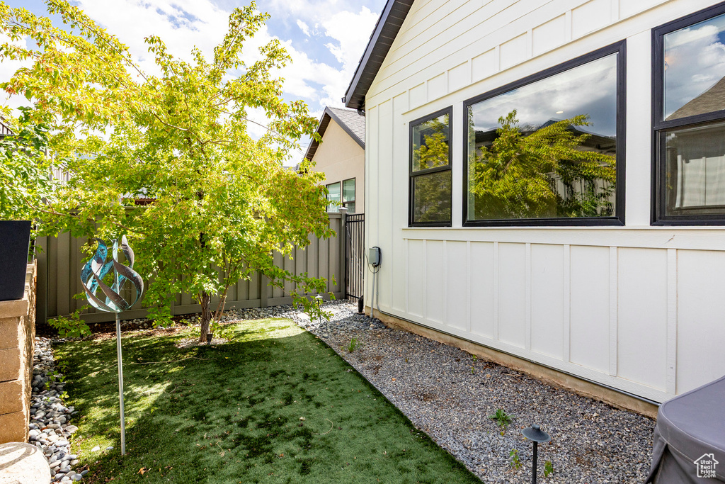 9293 S MONET LN Cottonwood Heights, UT 84093