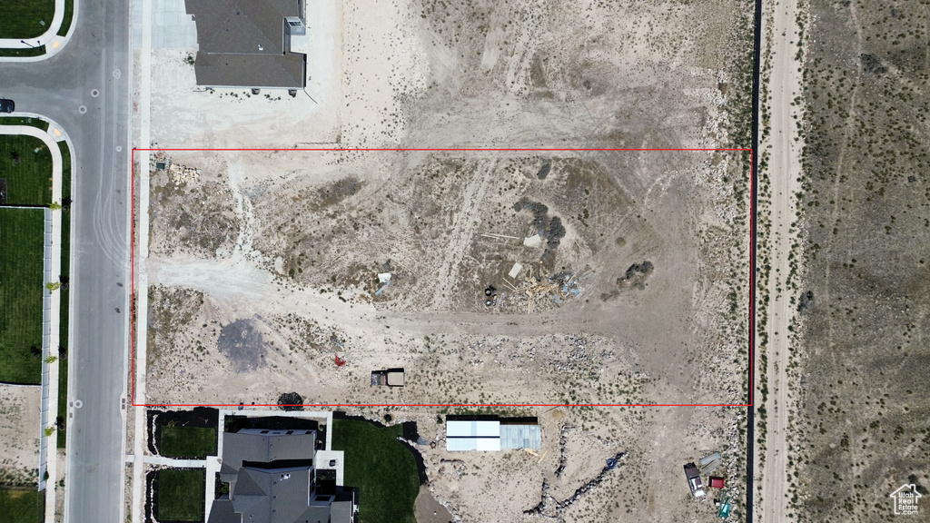 Aerial overview of property\\\'s location with property boundaries highlighted