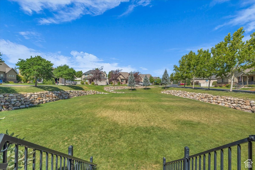 10353 S COLD MOON PL South Jordan, UT 84095