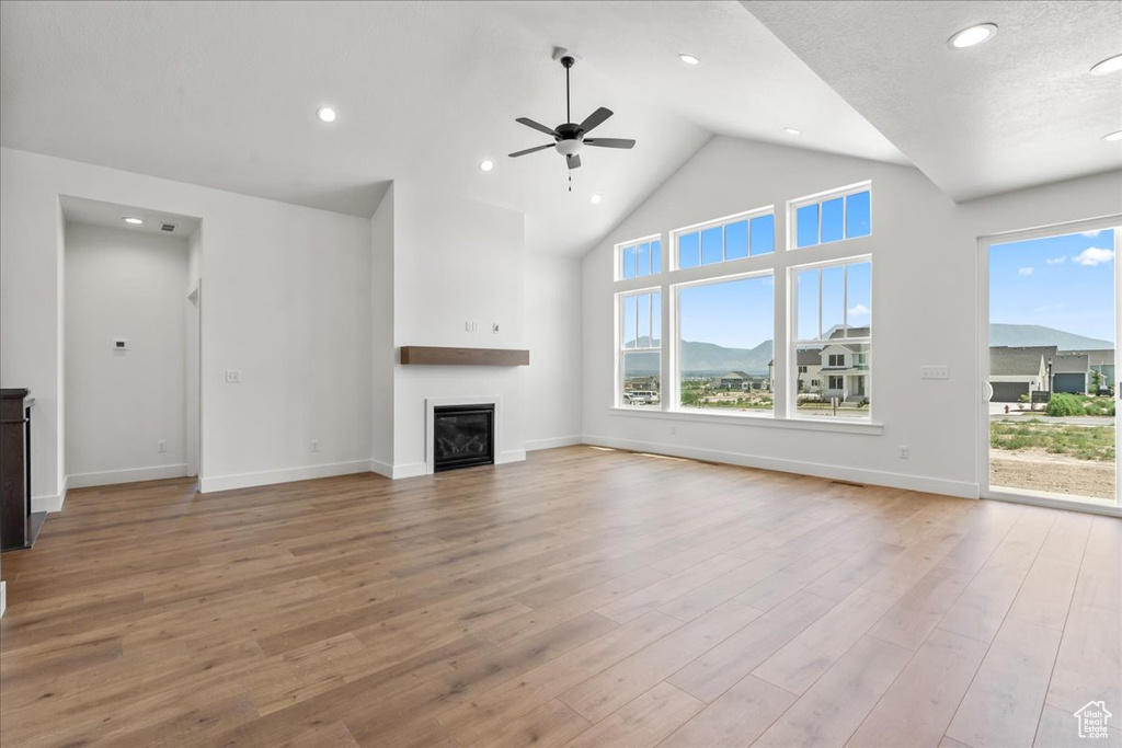 916 MATHILDA DR #153 Saratoga Springs, UT 84045