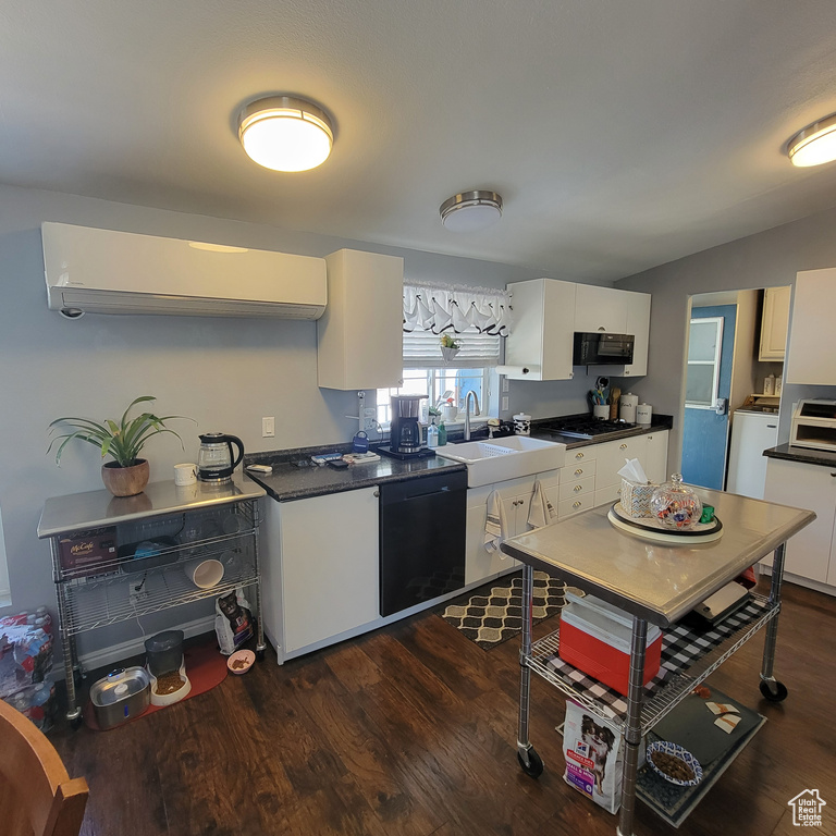 Photo 36 for MLS #2099093 at 2600 N Hill Field Rd #138
