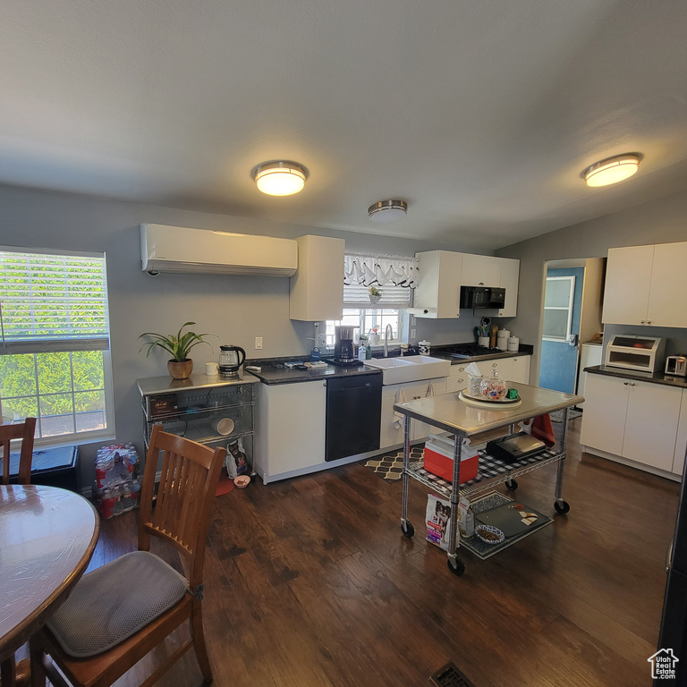 Photo 28 for MLS #2099093 at 2600 N Hill Field Rd #138
