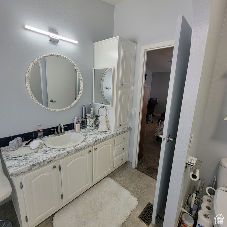 Photo 114 for MLS #2099093 at 2600 N Hill Field Rd #138