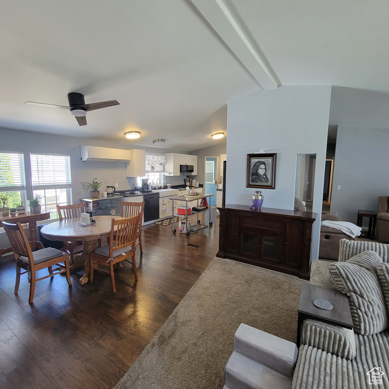 Photo 18 for MLS #2099093 at 2600 N Hill Field Rd #138