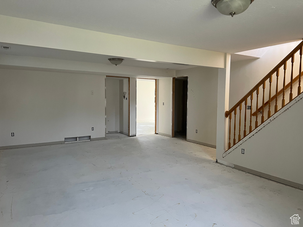5556 S 3800 W Roy, UT 84067