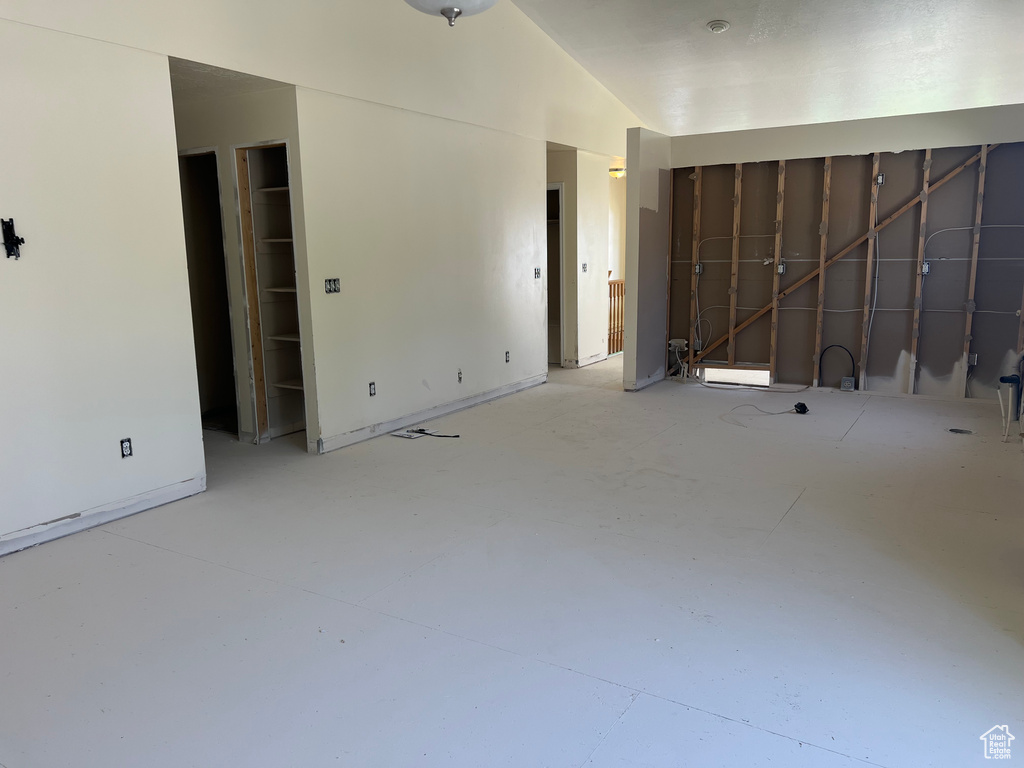 5556 S 3800 W Roy, UT 84067