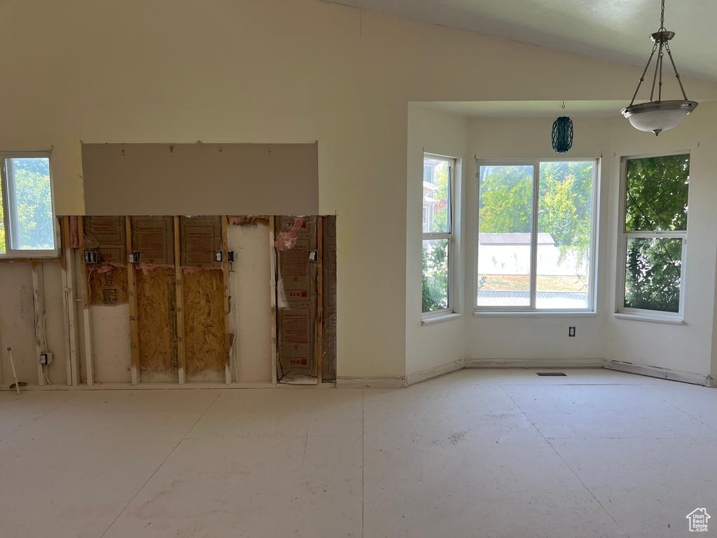 5556 S 3800 W Roy, UT 84067