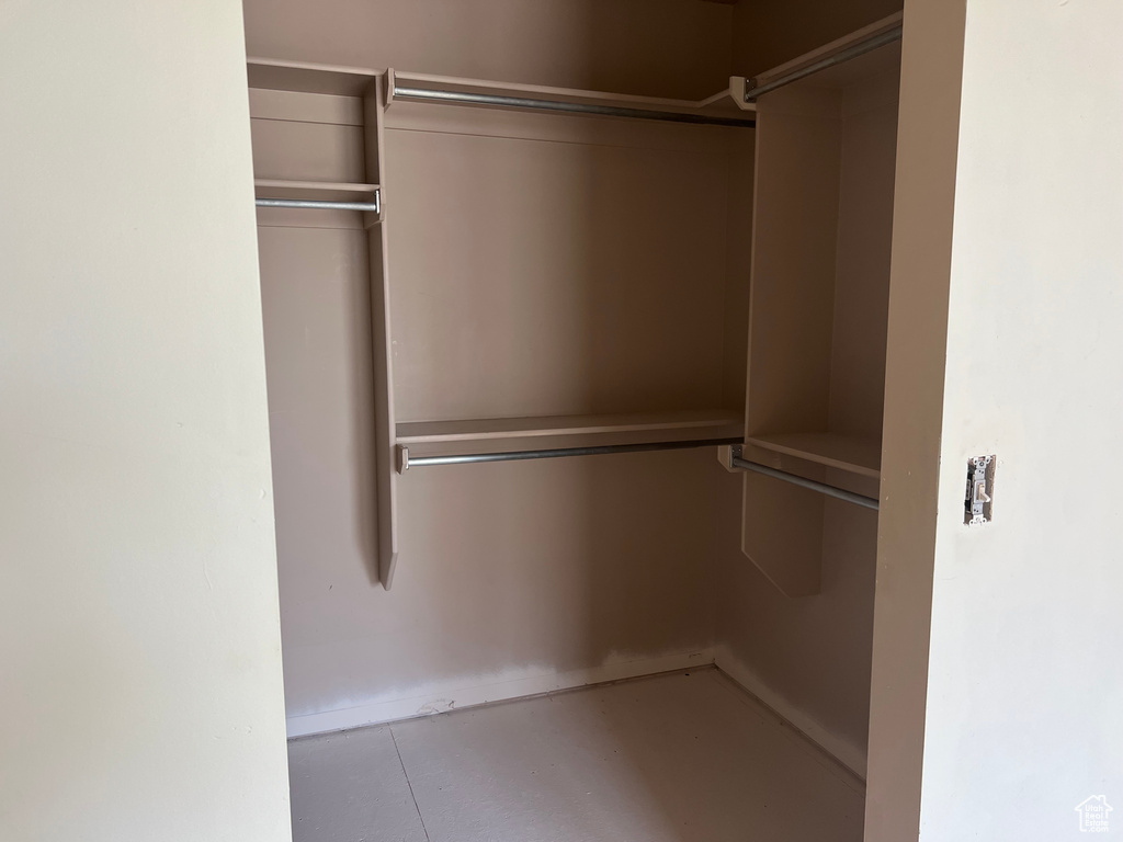 5556 S 3800 W Roy, UT 84067