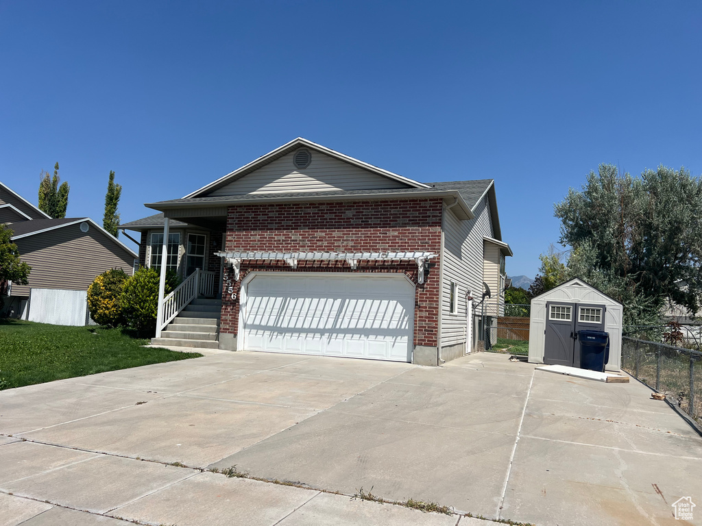 5556 S 3800 W Roy, UT 84067