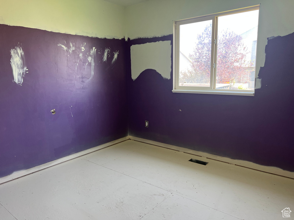 5556 S 3800 W Roy, UT 84067
