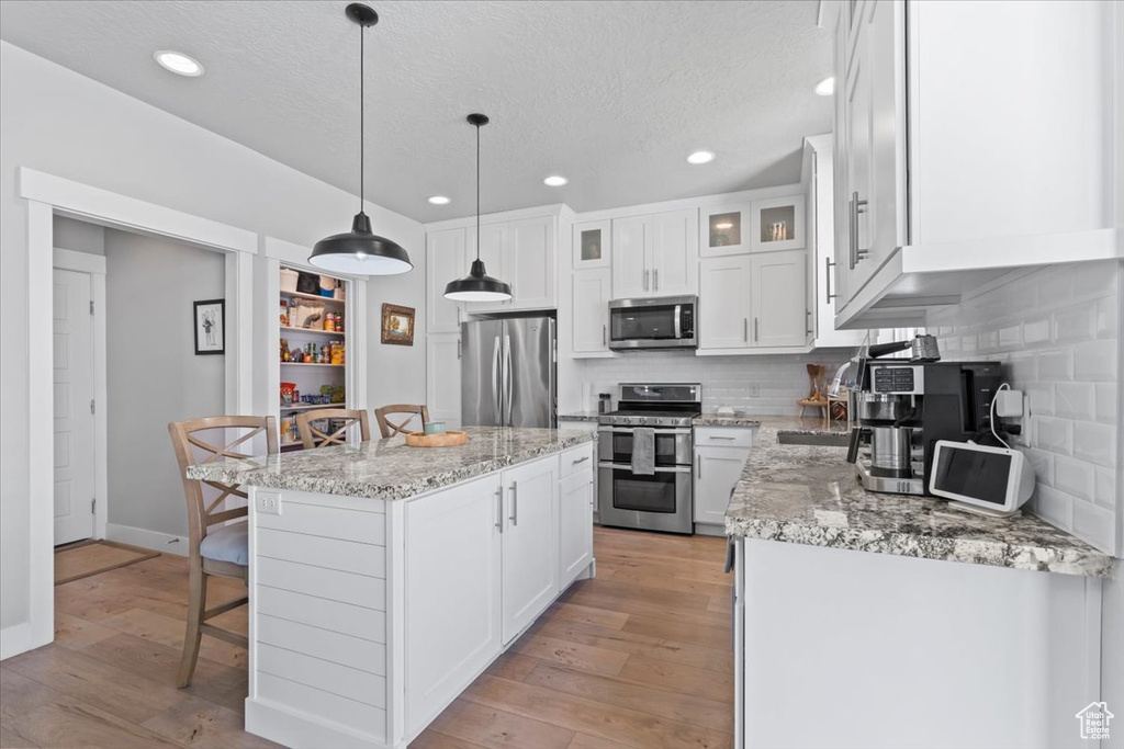 3123 S HOLLOW WAY Saratoga Springs, UT 84045