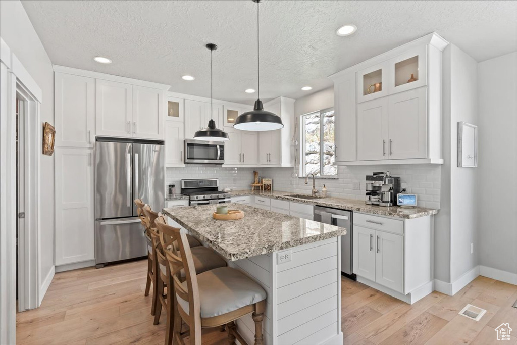 3123 S HOLLOW WAY Saratoga Springs, UT 84045