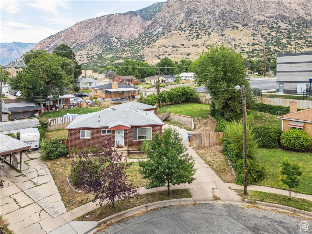 1082 E SHERWOOD DR Ogden, UT 84404