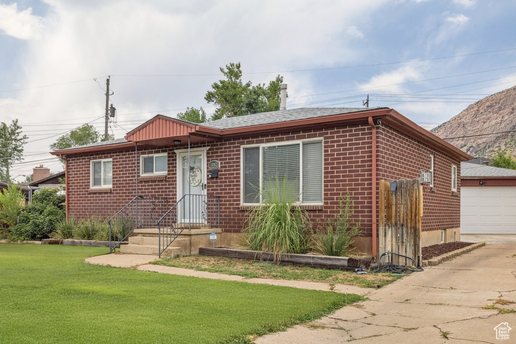 1082 E SHERWOOD DR Ogden, UT 84404