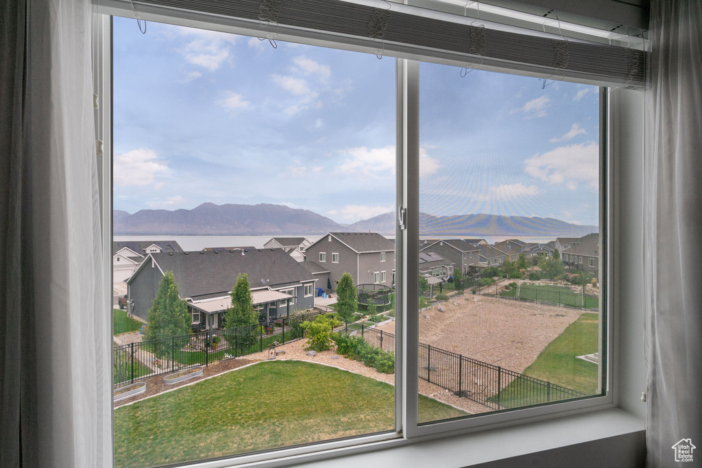 Mountain view with nearby suburban area