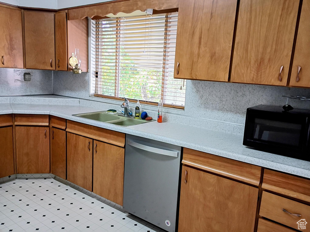 Photo 25 for MLS #2099118 at 57 C St
