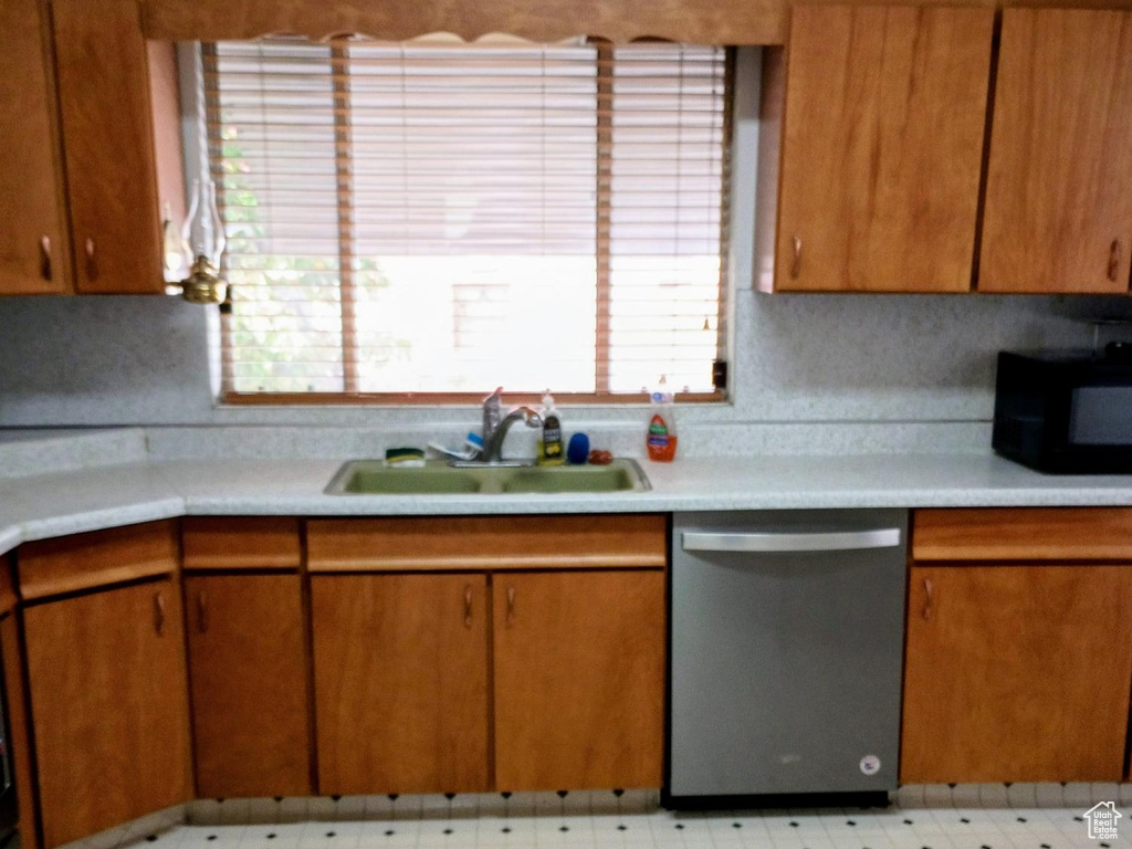 Photo 22 for MLS #2099118 at 57 C St