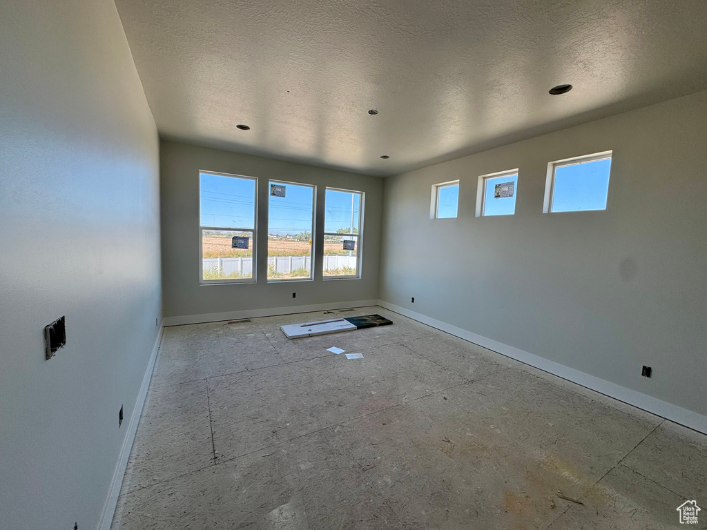 Photo 15 for MLS #2099119 at 462 S 4450 West #504