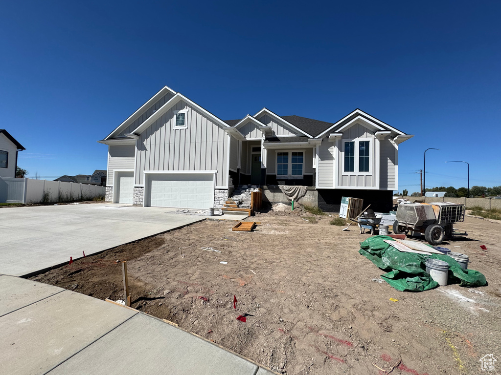 Photo 2 for MLS #2099119 at 462 S 4450 West #504