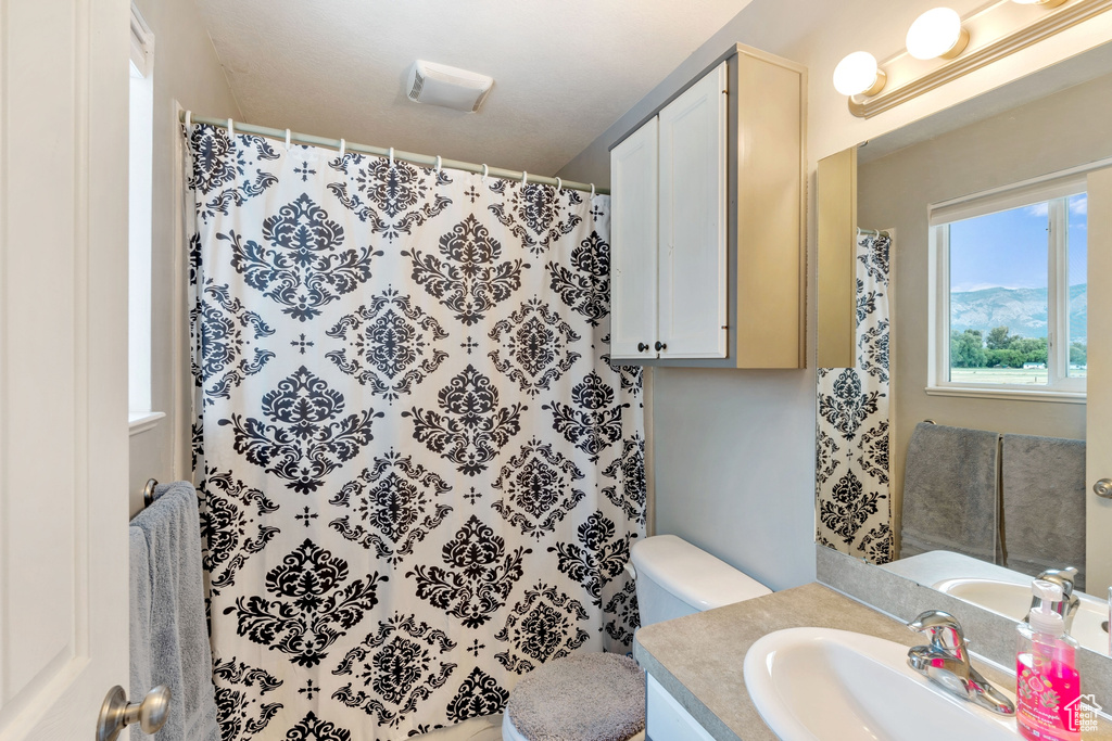 358 W OAKS DR Ogden, UT 84404