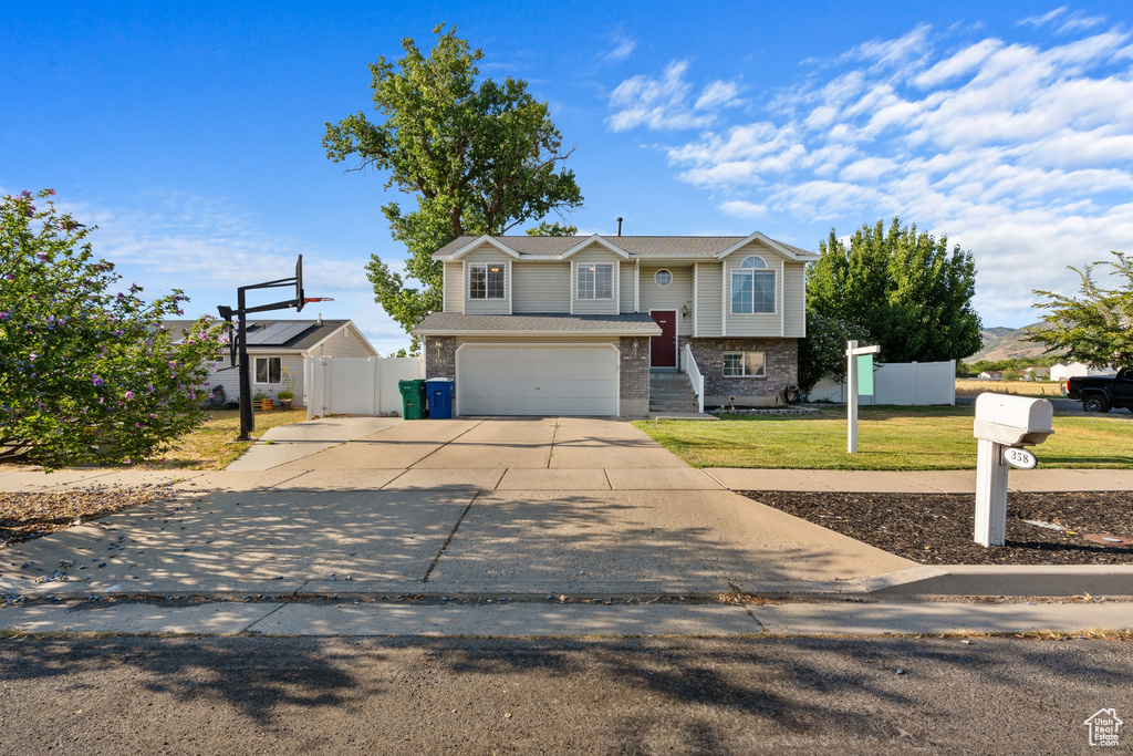 358 W OAKS DR Ogden, UT 84404
