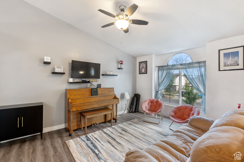 358 W OAKS DR Ogden, UT 84404