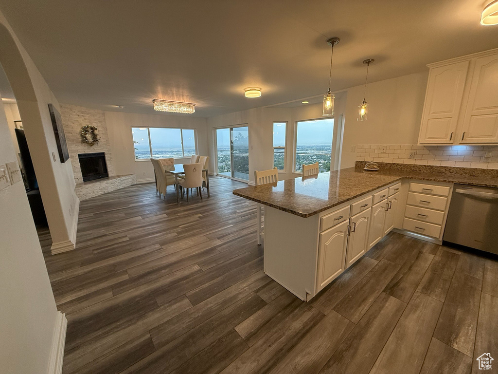 585 E MARIALANA WAY North Salt Lake, UT 84054