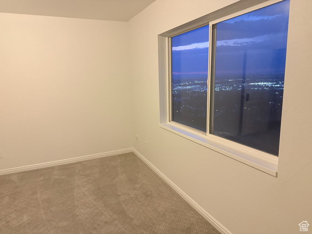 585 E MARIALANA WAY North Salt Lake, UT 84054