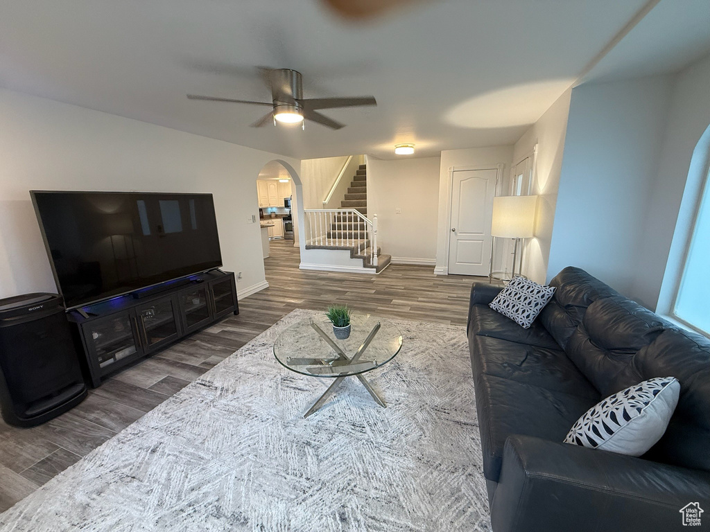 585 E MARIALANA WAY North Salt Lake, UT 84054