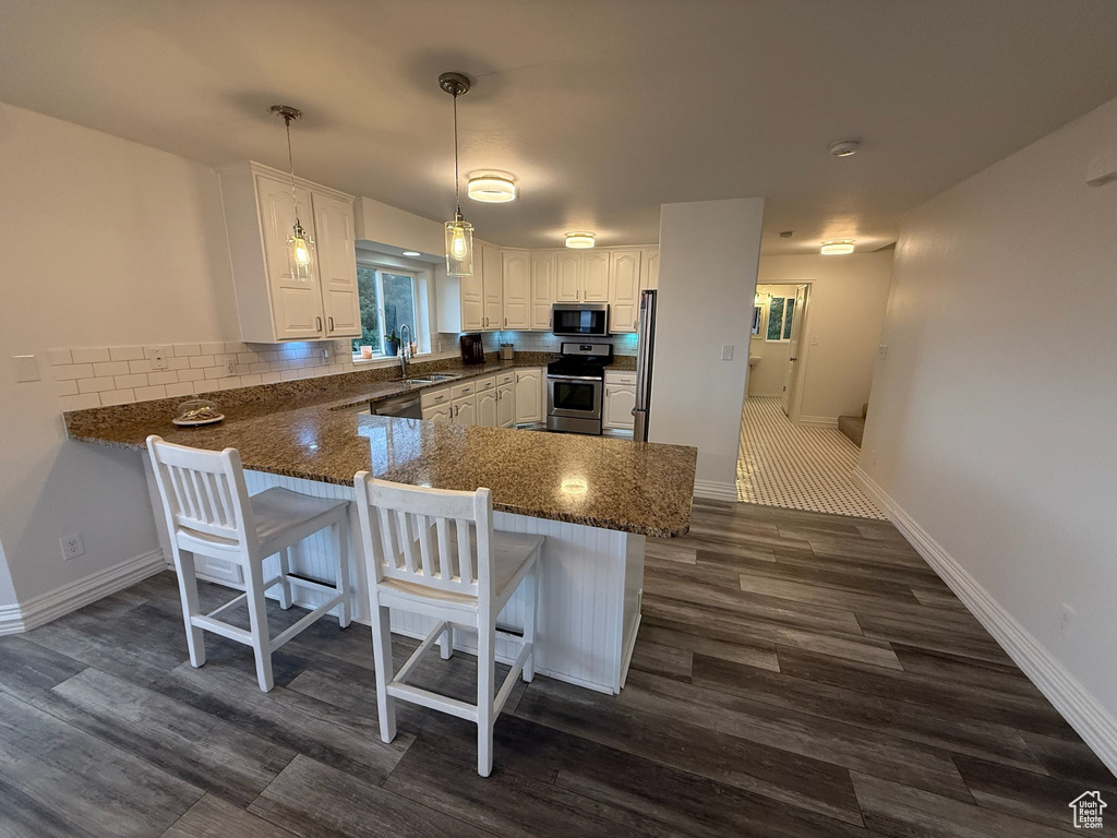 585 E MARIALANA WAY North Salt Lake, UT 84054