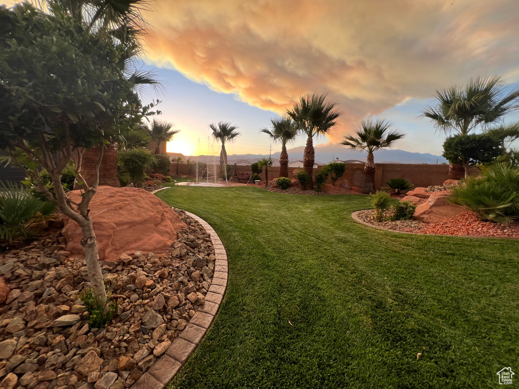 Photo 15 for MLS #2099129 at 2238 S Redstone Rd