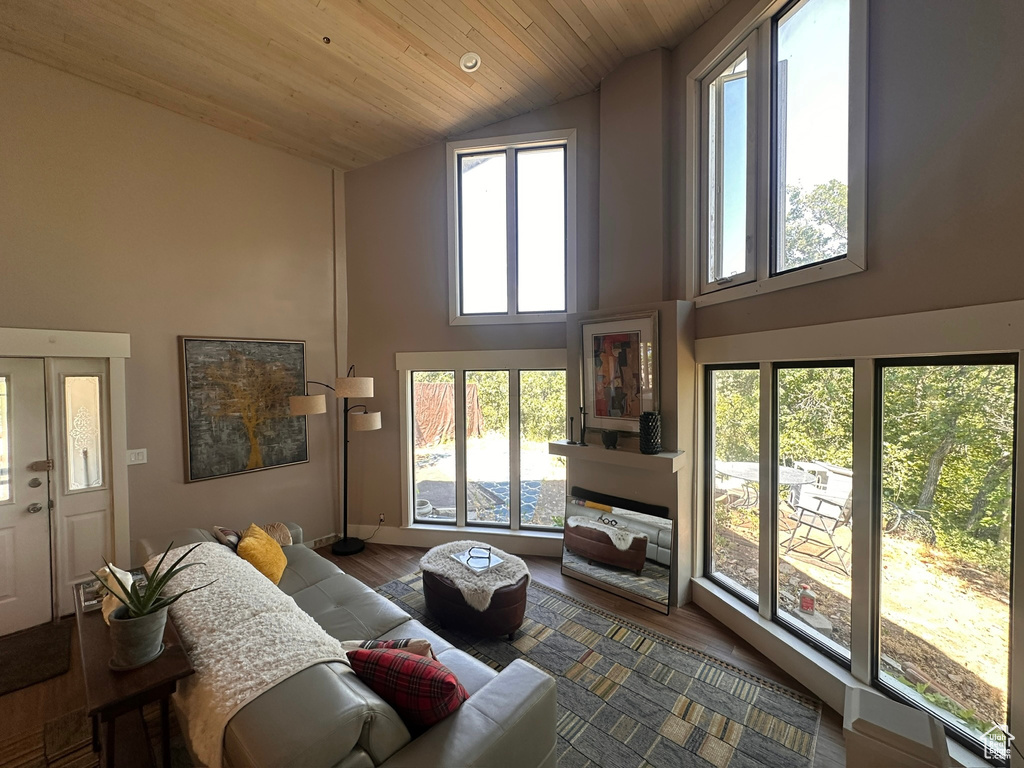 Photo 20 for MLS #2099131 at 478 N Nebo Cir