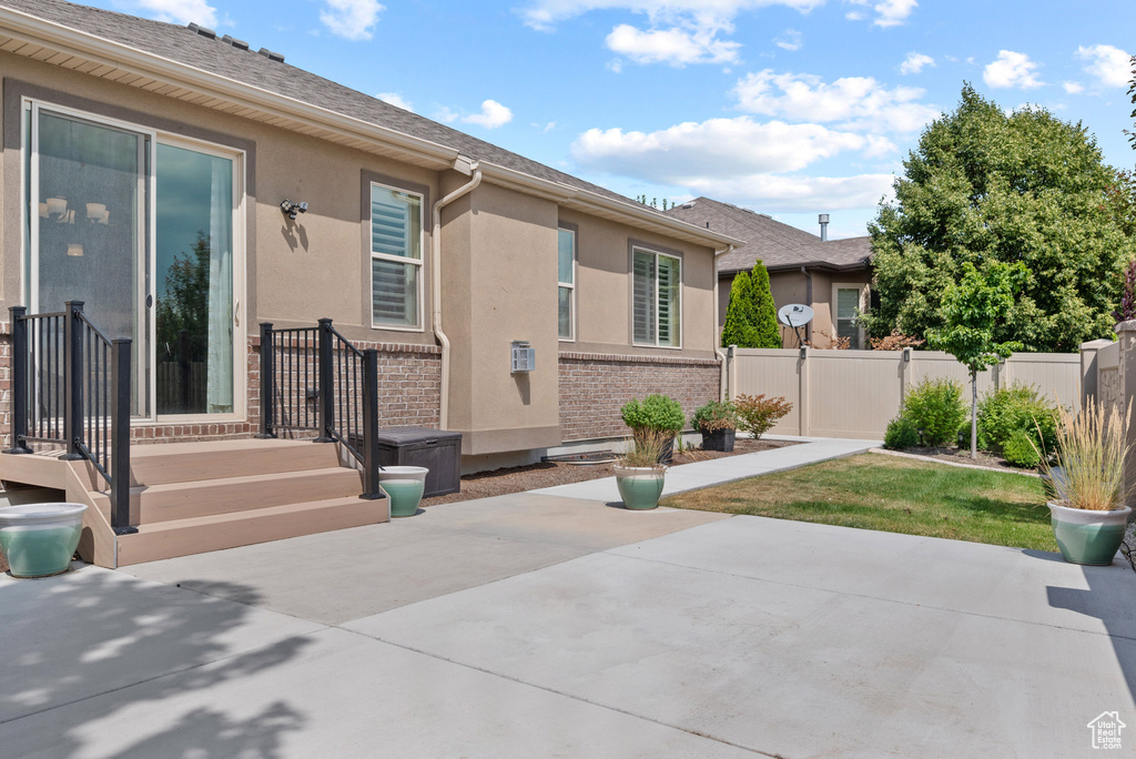 11177 S VILLAGE GROVE LN South Jordan, UT 84095