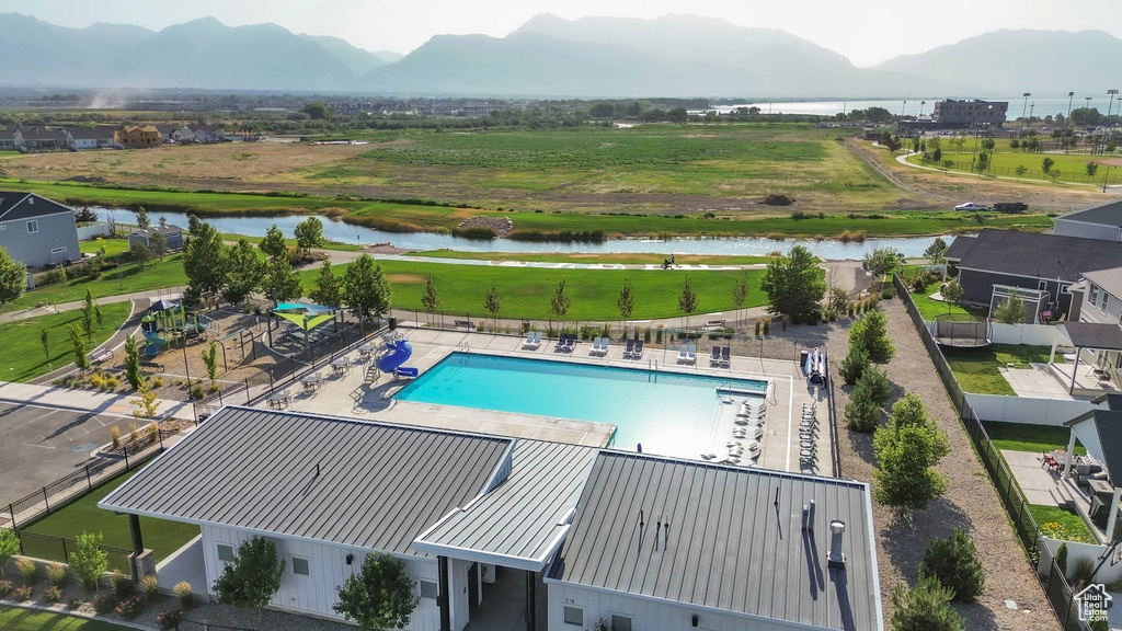 184 S RIVERSIDE DR Saratoga Springs, UT 84045