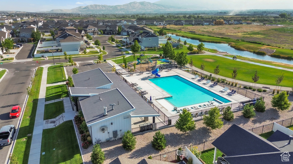 184 S RIVERSIDE DR Saratoga Springs, UT 84045