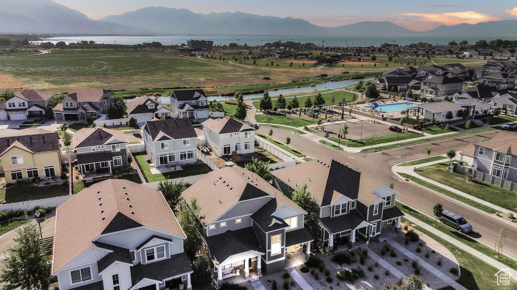 184 S RIVERSIDE DR Saratoga Springs, UT 84045