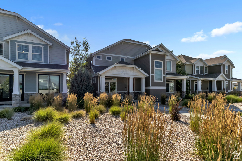 184 S RIVERSIDE DR Saratoga Springs, UT 84045