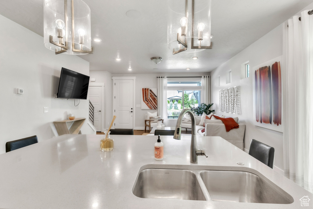 184 S RIVERSIDE DR Saratoga Springs, UT 84045