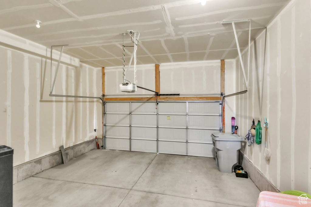 184 S RIVERSIDE DR Saratoga Springs, UT 84045