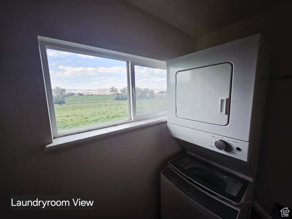661 E 1375 S Vernal, UT 84078