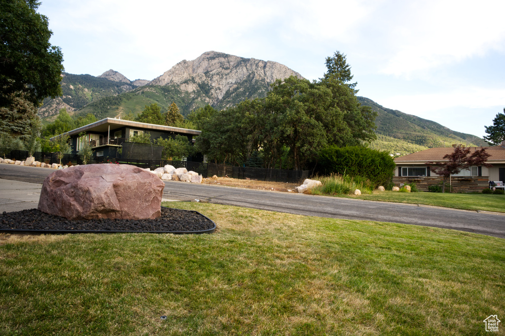 3815 E ADONIS DR Millcreek, UT 84124