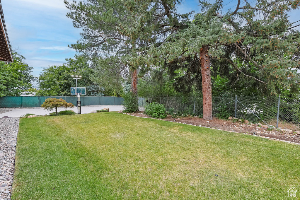 3815 E ADONIS DR Millcreek, UT 84124