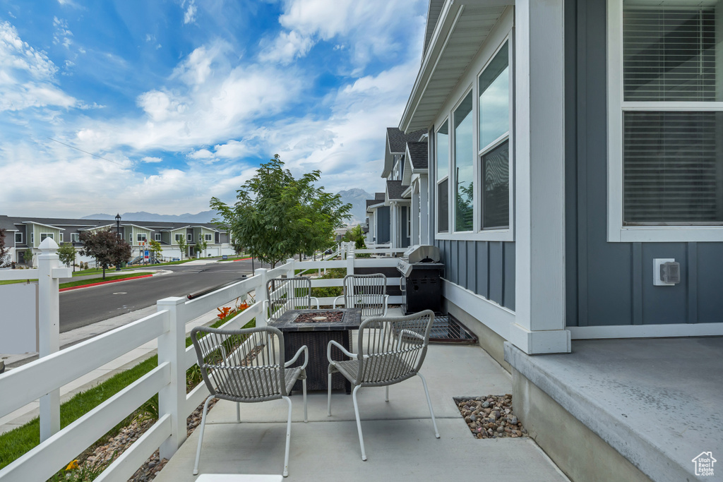 1122 W EARLY LIGHT WAY Bluffdale, UT 84065