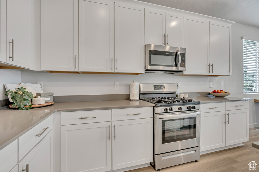 1122 W EARLY LIGHT WAY Bluffdale, UT 84065