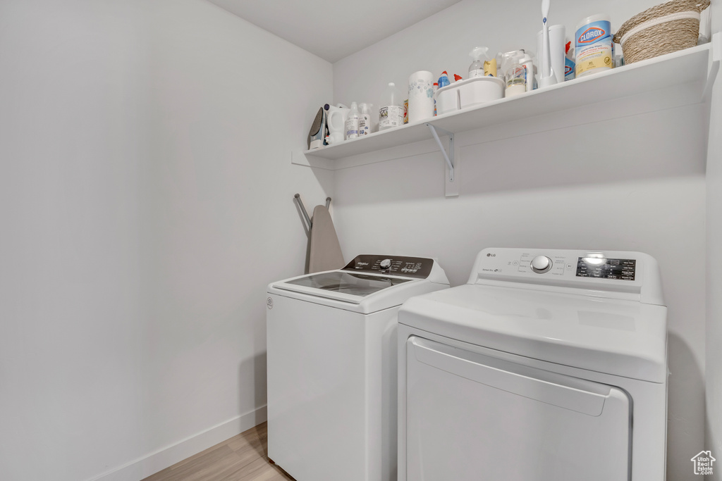1122 W EARLY LIGHT WAY Bluffdale, UT 84065