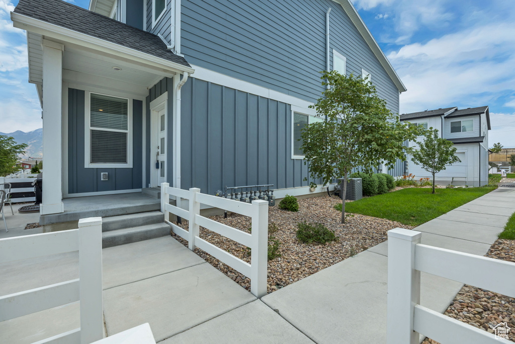 1122 W EARLY LIGHT WAY Bluffdale, UT 84065