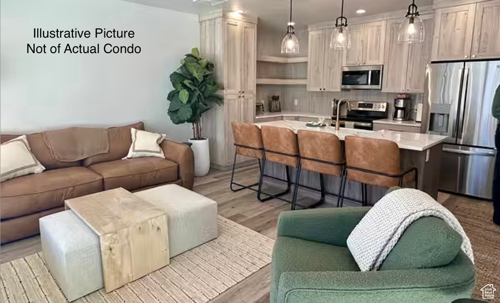 Photo 6 for MLS #2099174 at 118 E Skyline Terrace Way #1